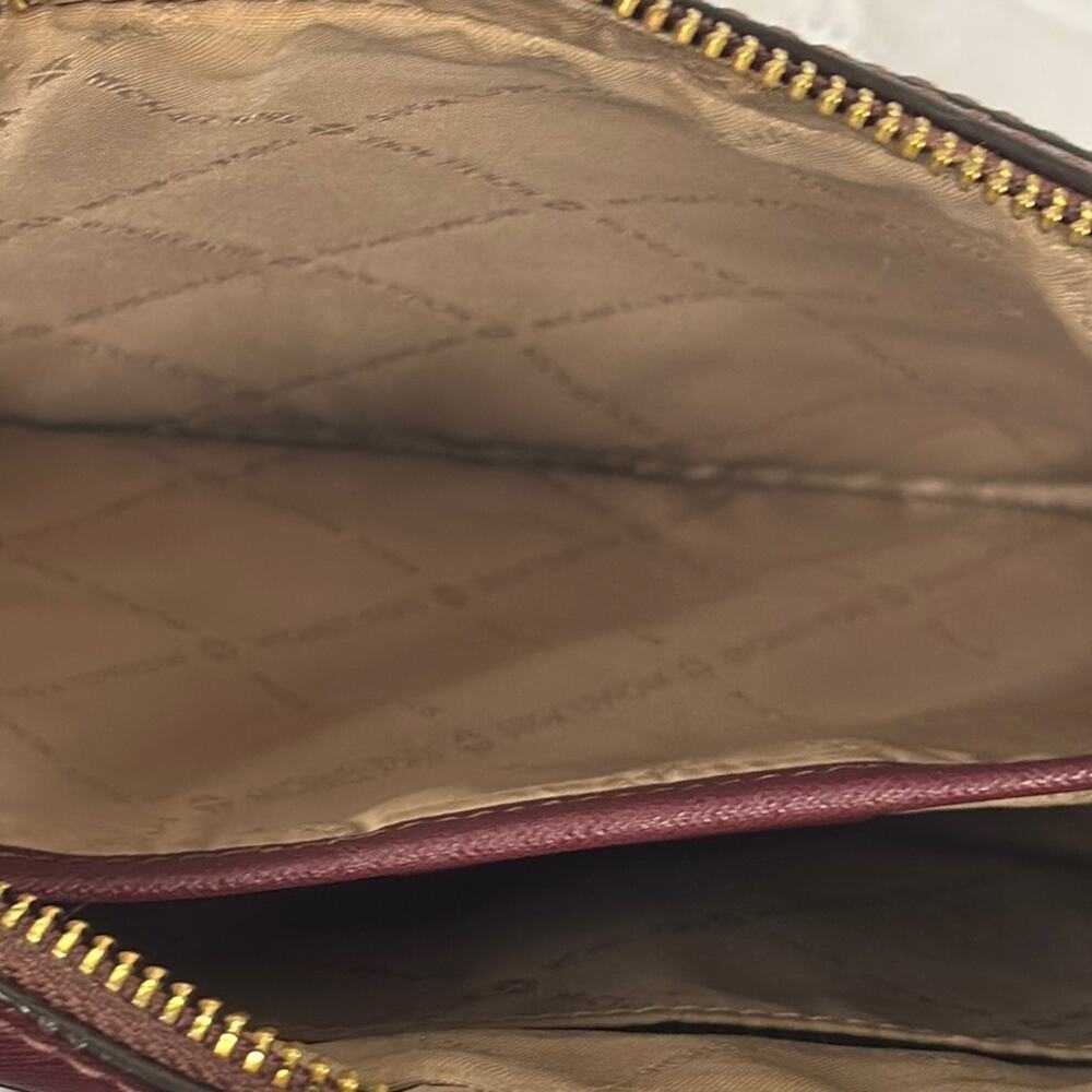 Michael Kors Burgundy Saffiano Leather Zip Crossbody Bag Gold Hardware MK - Picture 10 of 11
